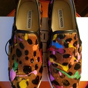 PONY HAIR STEVE MADDEN SLIP ON.